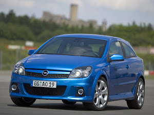 Opel Astra OPC 2006 (2)