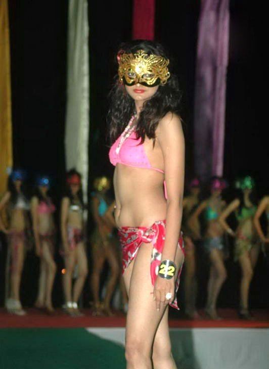 Hot Indian Models Bikini Bash Pictures 2011