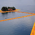 170-CHRISTO ET JEANNE CLAUDE , " THE FLOATING PIERS ET LA FAMILLE BERETTA "