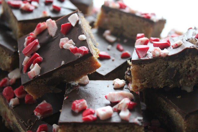 Chocolate-peppermint cookie bars