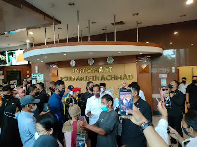 Kunker ke Provinsi Riau Presiden Jokowi Tinjau RSUD Arifin Achmad dan Pasar Bawah