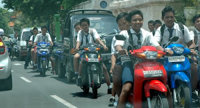 anak-anak di bawah umur naik motor, undang-undang