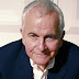 Falleció el actor Ian Holm, que interpretó al hobbit Bilbo Bolsón en "El Señor de los anillos"
