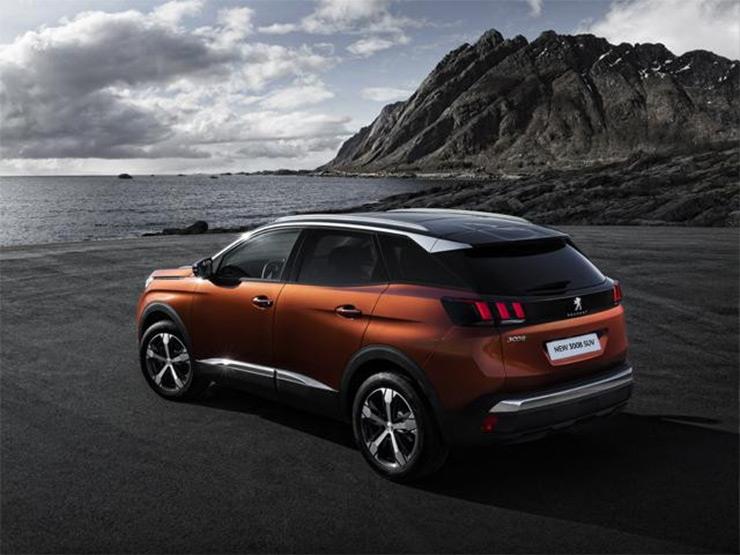 سعر ومواصفات وعيوب سيارة بيجو peugeot 3008 2022