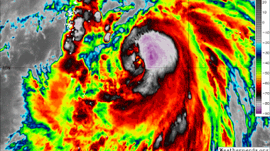 Hilary se convierte en un gran huracán y amenaza a Baja California