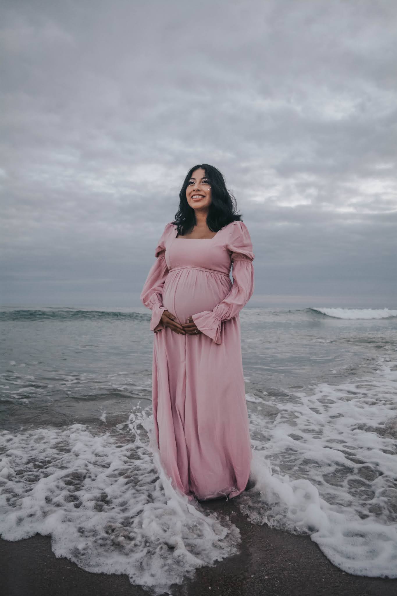 Maternity Photo Shoot Ideas: Ocean Photos