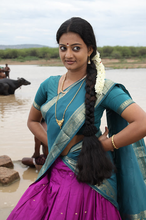 priyanka malayalam in sengathu bhoomiyile movie latest photos