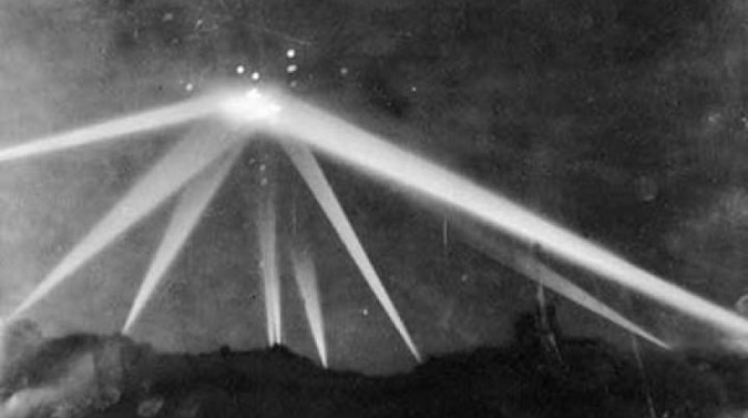 BATALHA DE LOS ANGELES UFO SINGTING - 1942