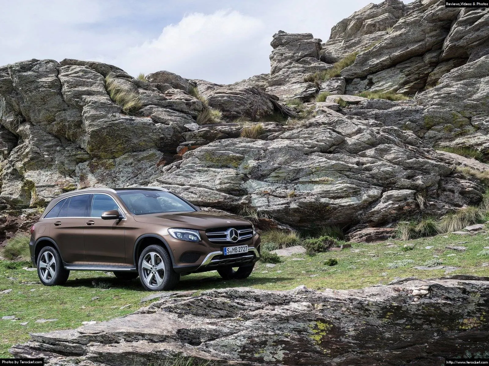 Hình ảnh xe ô tô Mercedes-Benz GLC 2016 & nội ngoại thất