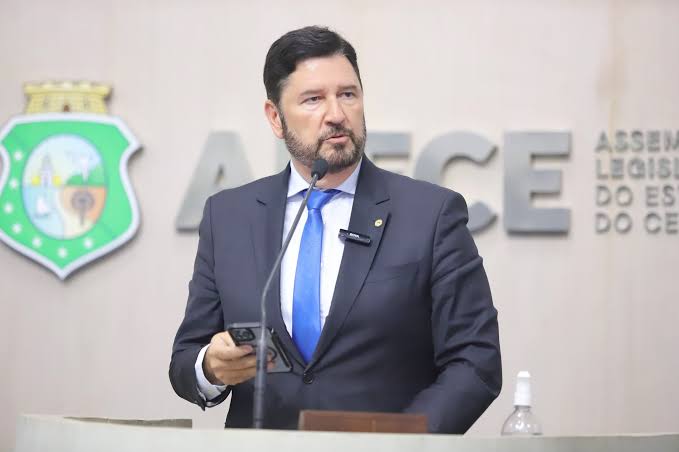 Aldigueri e o Dia Estadual em Defesa da Democracia.