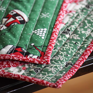 #QuiltBee: snowman place mats