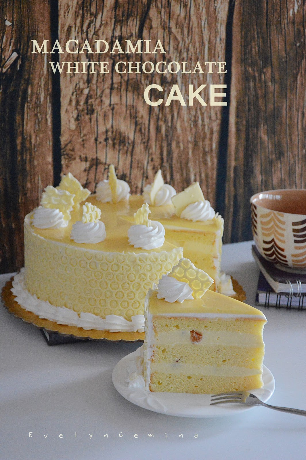 MACADAMIA WHITE CHOCOLATE CAKE