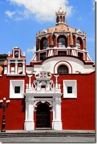 11679478-santo-domingo-church-puebla-mexico