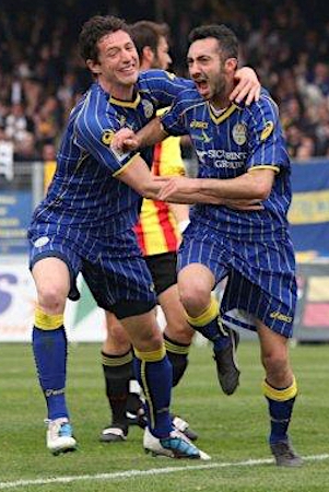 BASSANO 1-1 VERONA Gli scaligeri si devono ancora una volta accontentare del bicchiere mezzo vuoto: con un po' di attenzione e determinazione in più si poteva portare a casa la posta piena!