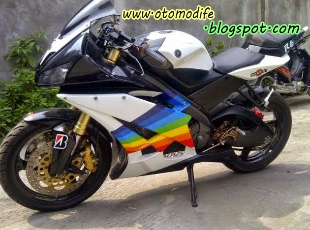 Modifikasi new vixion body R25