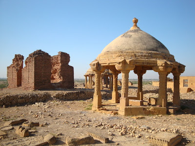 Makli Hill Pakistan Wallpapers