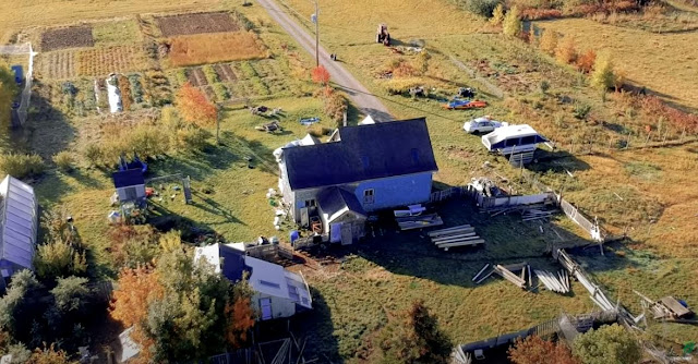 Une famille autosuffisante en nourriture en Gaspésie (vidéo)