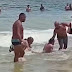 Vídeo: homem apanha de banhistas ao se masturbar perto de mulheres e crianças em praia