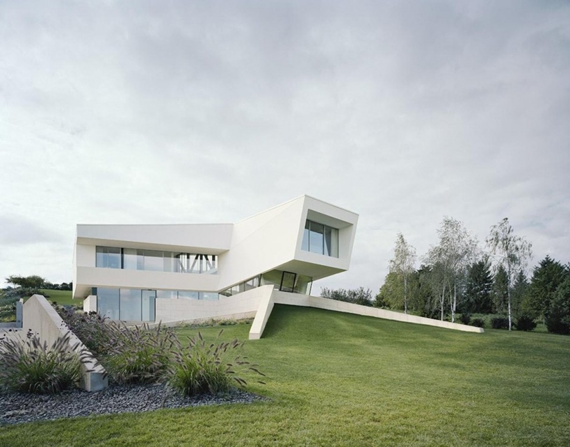 Modern house design of Villa Freundorf by Project A01 Architects