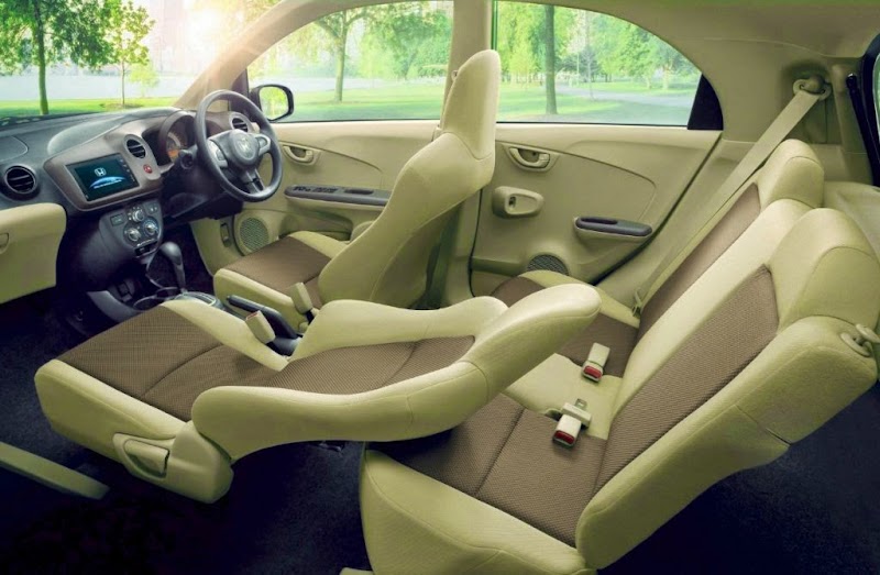 Top Ide Modifikasi Interior Mobil Honda Brio