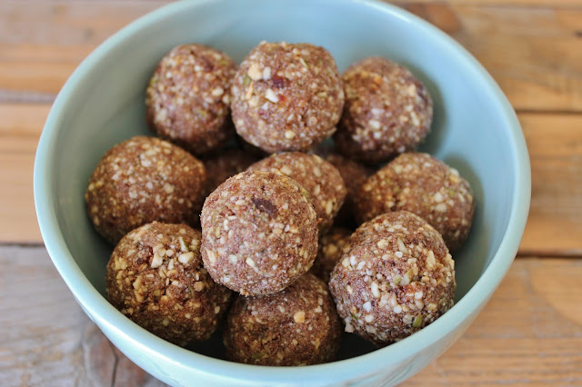 Easy No-Bake Chocolate Protein Balls - Clean and Gluten-Free