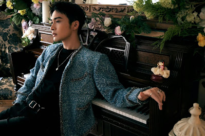 Vin Zhang em uma sessão de fotos de moda