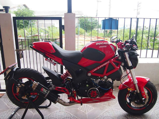 Foto Modifikasi Ducati Monster Red Cool