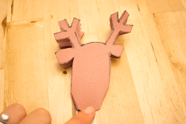 how to cut reindeer snowflakes- fun winter paper craft for kids