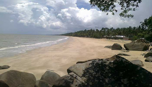 Pantai Terindah Di Kabupaten Sambas 