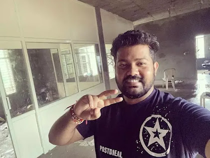 Bharat Panchal sir with victory sign
