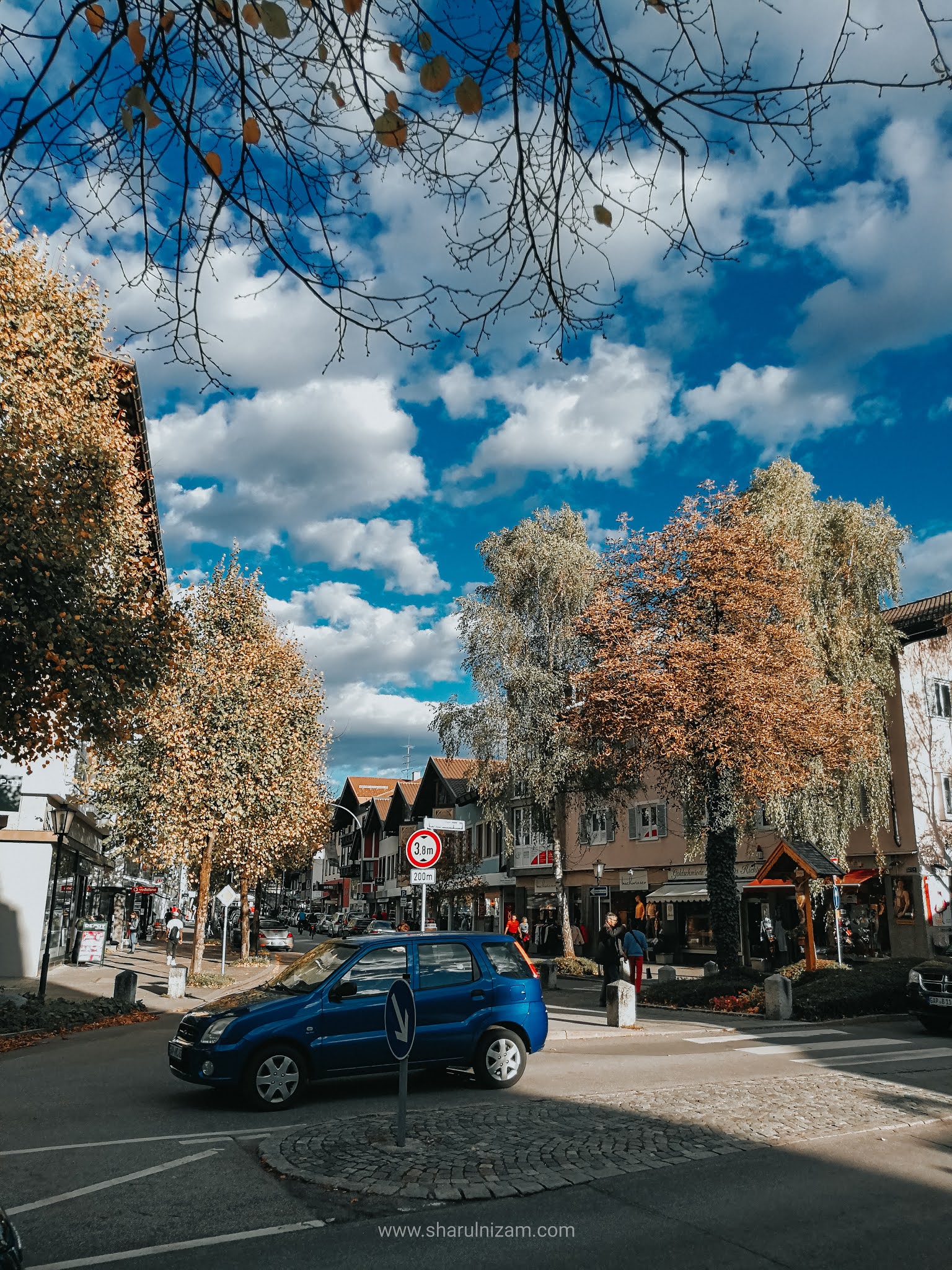 Makan Tengah Hari & Solat Di Garmisch Partenkirchen