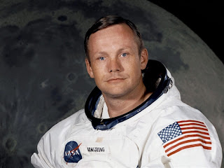 Kebenaran Foto Neil Armstrong di Bulan yang Kontroversial