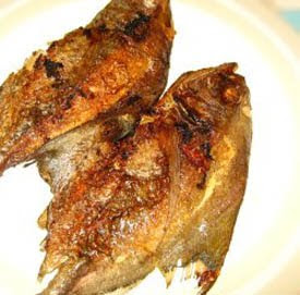 Black Pomfret stuff with Lemongrass spice (Ikan Bawal Goreng Bumbu Serai)