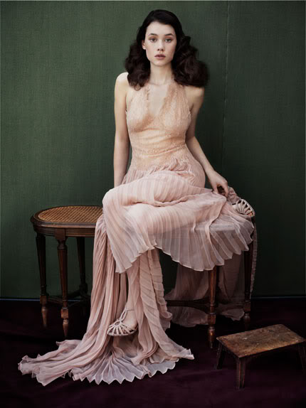 French Hot  Actress Girl Astrid Berges Frisbey Unseen Hot Pictures