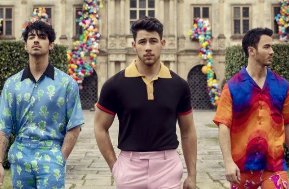 Jonas Brothers presentó su nueva canción “Sucker”