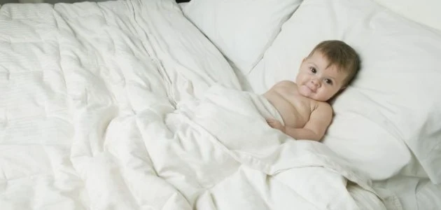 طفل في سرير الزوجية في جمهورية التشيك