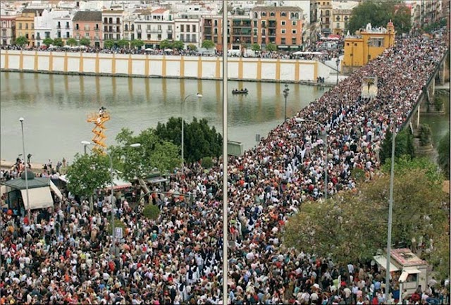 * Semana Santa en Triana - Sevillanas - Los Romeros de la puebla 1982