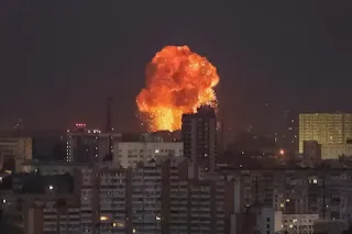 Russia launches a barrage of 550 missiles and Shahed drones at Ukraine overnight, resulting in 23 injuries in Kyiv