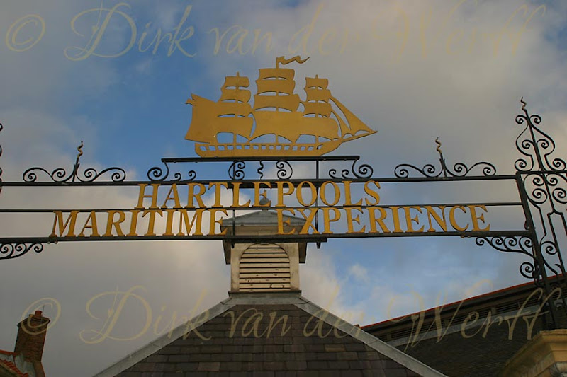 WEDDING PHOTOGRAPHY REVIEW ON BOARD HISTORIC HMS TRINCOMALEE