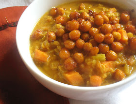 curried lentils with roasted chickpeas
