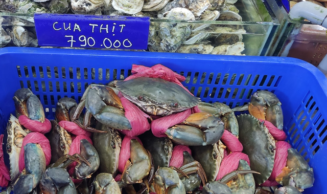 Tôm hùm, cua Cà Mau tăng giá kinh khủng - Ảnh <a href=