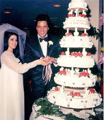 Elvis wedding cake