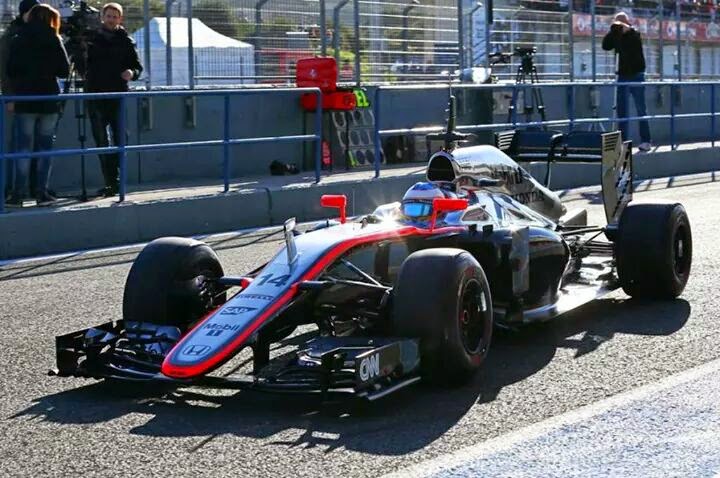 fernando alonso 2015 jerez,mclaren,mclaren honda, Fernando Alonso,honda, Senna vive, senna, senna tricampeon formula1, mclaren honda promoruleta.com,