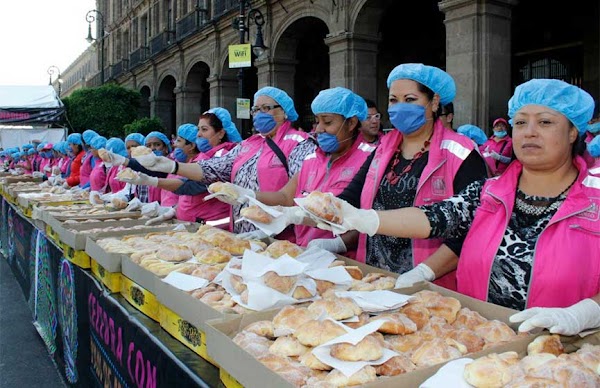  Invita Mancera a probar el Pan de Muerto el viernes en el Zócalo