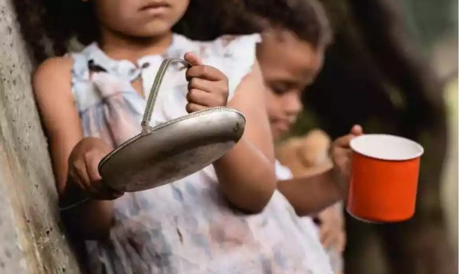 Pnad diz que quase 600 mil crianças de 0 a 4 anos passam fome no Brasil