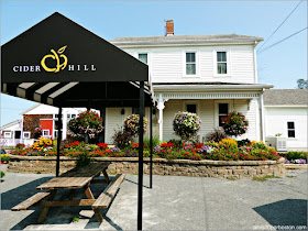 Granjas de Massachusetts: Terraza de la Cider Hill Farm 