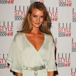 Rosie Huntington-Whitely Photo