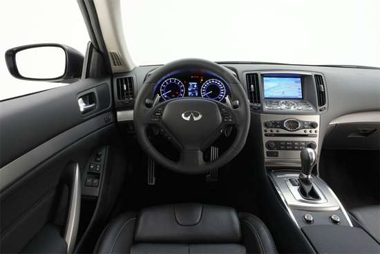 Interior of 2011 Infiniti G37 Coupe