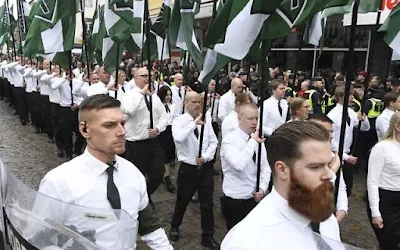 Neonazistas escandinavos fazem circular panfletos anti-semitas no Yom Kippur