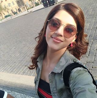 Mehreen Pirzada with Cute Smile Latest Selfie